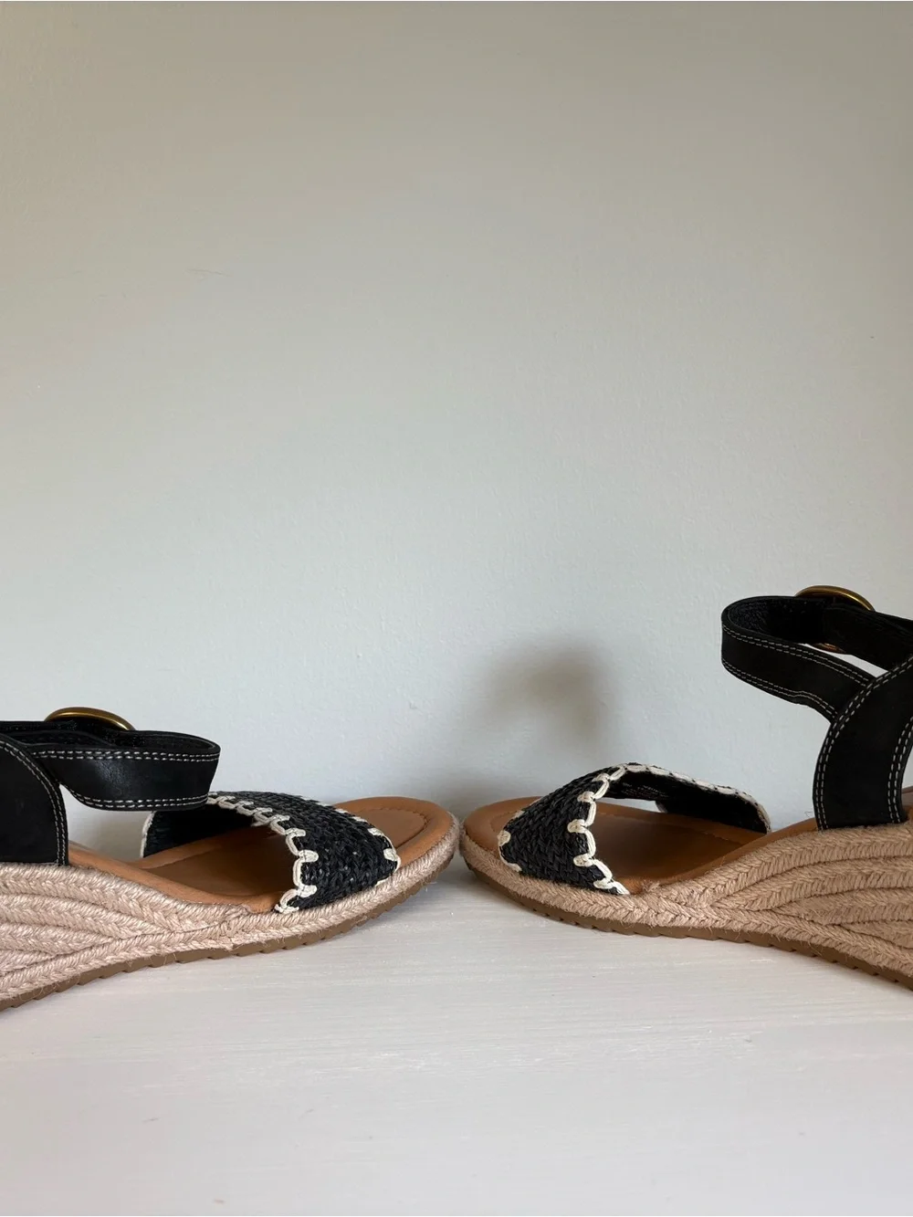 Sofft Inez Black Woven Leather Espadrille Wedge Sandals Size 10 Whipstitch